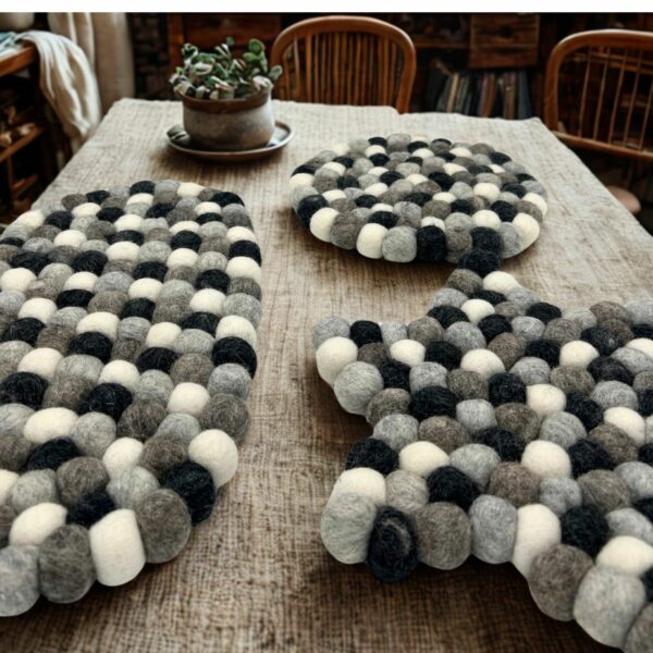 Felt Ball Star Centre Mat - Multi Grey Colour - Image 4