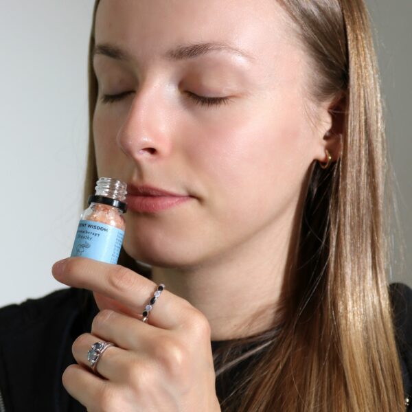 Breathe Aromatherapy Smelling Salt - Image 4
