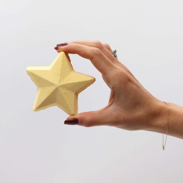 Silent Night Christmas Bath Bomb Gift Pack - Image 5