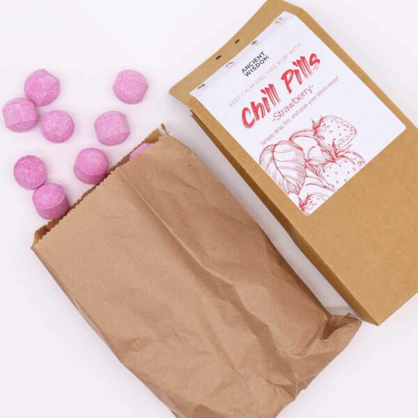 Chill Pills Gift Pack 350g - Strawberry - Image 2
